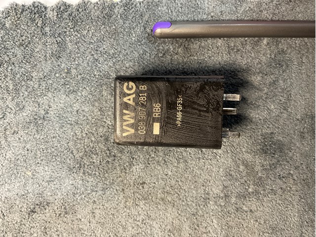 038907281B Relé de bujía de precalentamiento  disponible Burgos