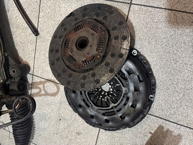 070141015P Embrague comprar Almería