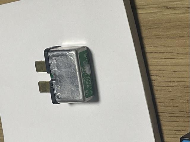 443937105A Fusibles comprar Almería