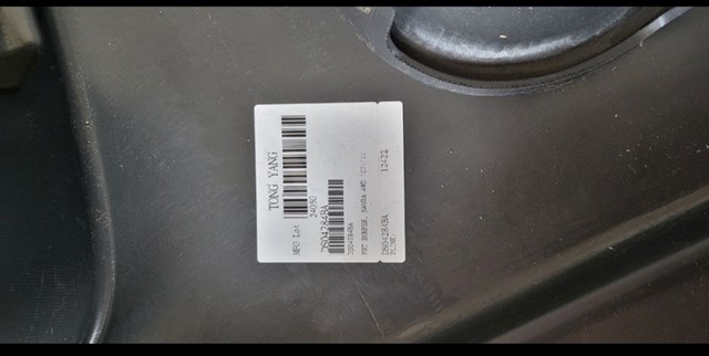 F2022EB240 Parachoques delantero  disponible Utrera