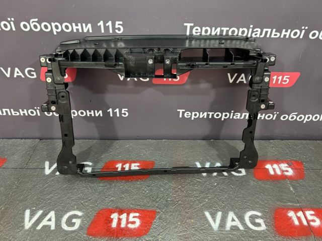 FP7114200 Soporte de radiador  en stock Sabadell