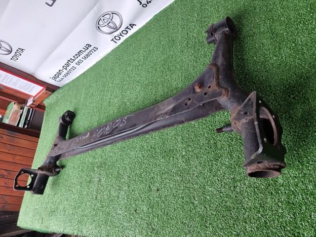 4210132040 TOYOTA Subchasis trasero soporte motor  comprar en Oviedo