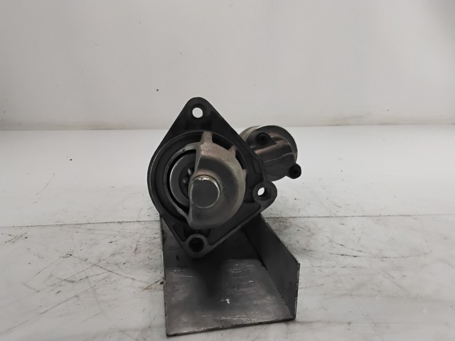 0001107043 Motor de arranque  disponible Málaga