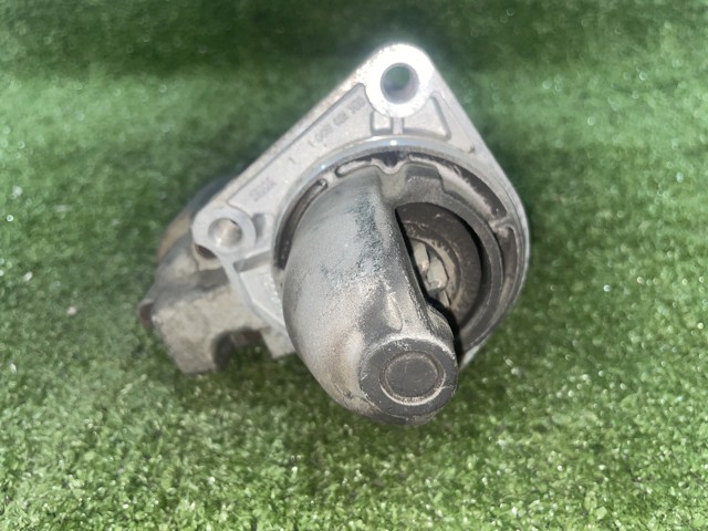 0001107043 FORD Motor de arranque  en stock Huelva