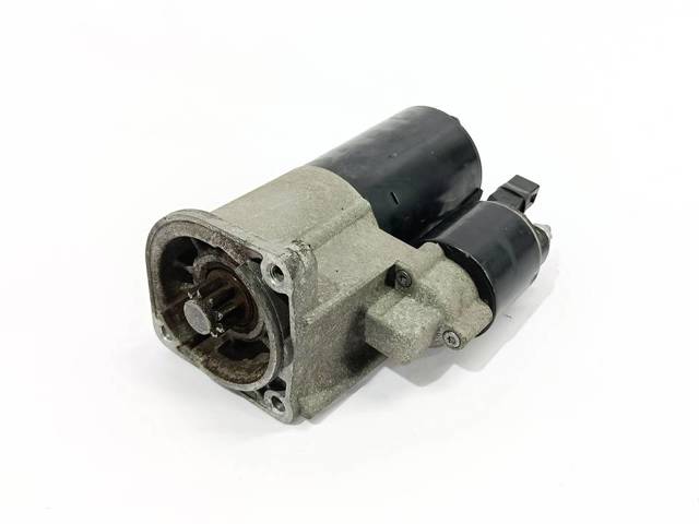 0001121001 Motor de arranque  disponible Utrera