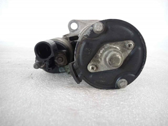 0001123038 Motor de arranque  disponible Utrera