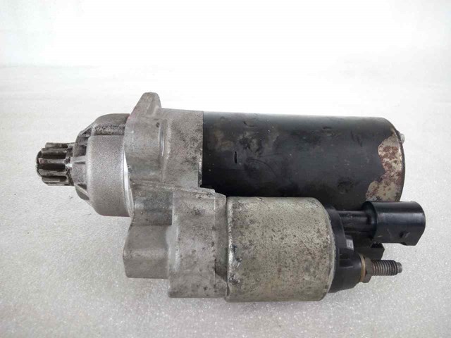 0001123038 Motor de arranque  en stock Granada