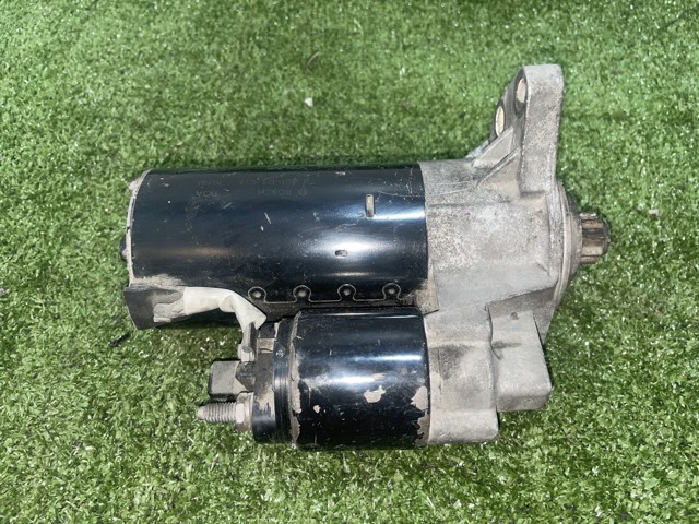 0001125035 VAG Motor de arranque  disponible Vigo