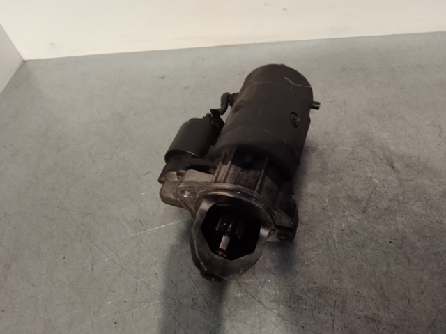 MERCEDES 0001218156 Motor de arranque  disponible Valladolid
