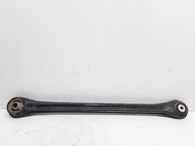 Brazo transversal de suspensión trasera 0001765V005 MERCEDES