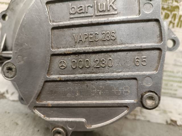 0002303865 MERCEDES Bomba de vacío  en stock Huelva