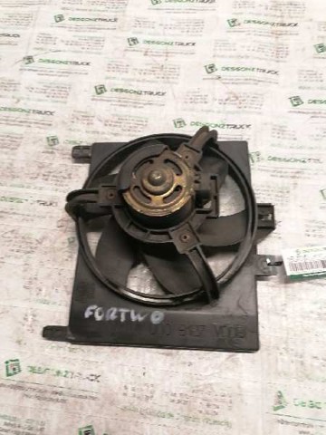 0003127V008 Difusor del radiador de refrigeración con motor y hélice  disponible Málaga