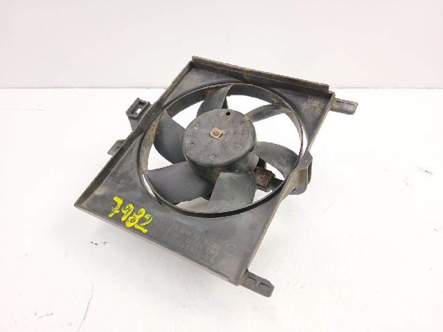 0003127V009 MERCEDES Difusor del radiador de refrigeración con motor y hélice  comprar en Oviedo