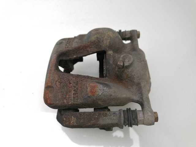 Pinza de freno, Eje delantero derecha 0004213681 MERCEDES