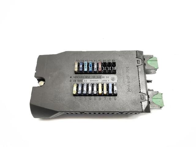 MERCEDES 0005400650 Caja de fusibles  en stock Salamanca