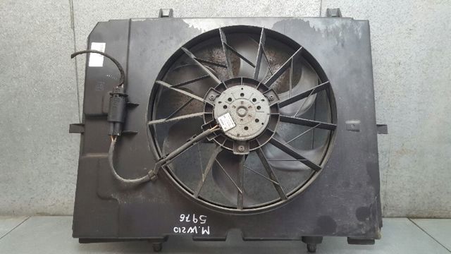 0005401588 Mercedes