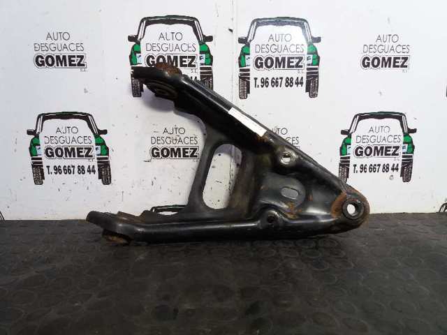 Brazo inferior izquierdo/derecho de suspensión delantera 0007001V004000000 MERCEDES