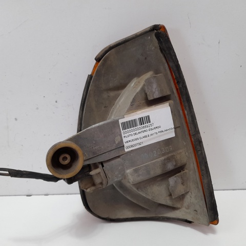 Luz indicadora izquierdo 0008207321 MERCEDES