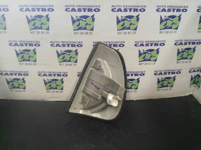 Piloto intermitente derecho 0008207421 MERCEDES