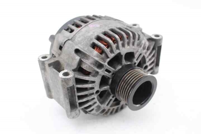 Alternador para Mercedes Sprinter 907