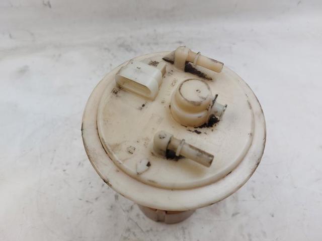 0010688V001 MERCEDES Bomba de gasolina  en stock Huelva