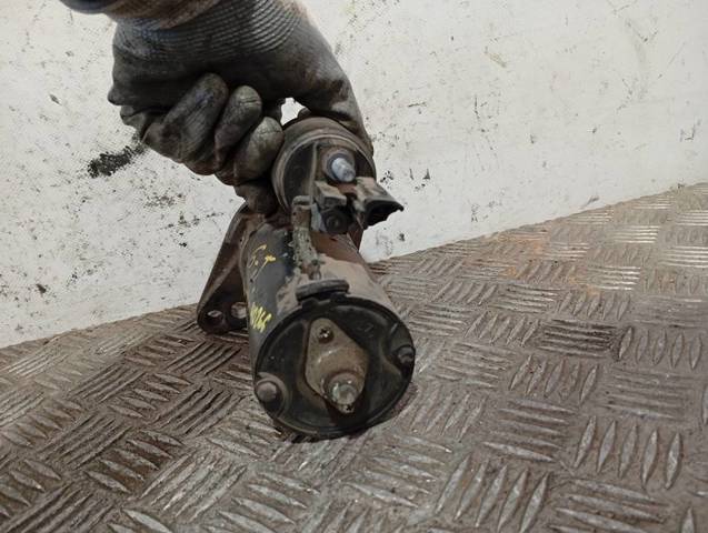 001123012 Motor de arranque  en stock Sabadell