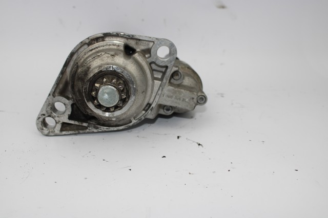 VAG 001123012 Motor de arranque  disponible Lugo
