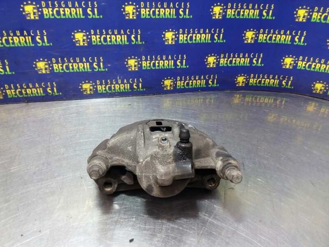 0014206283 MERCEDES Pinza de freno delantera derecha  disponible Ourense
