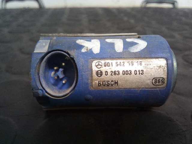 MERCEDES 0015425918 Sensor de estacionamiento delantero  en stock Salamanca