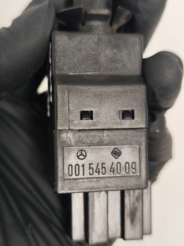 0015454009 MERCEDES Interruptor de luz de freno comprar Bilbao
