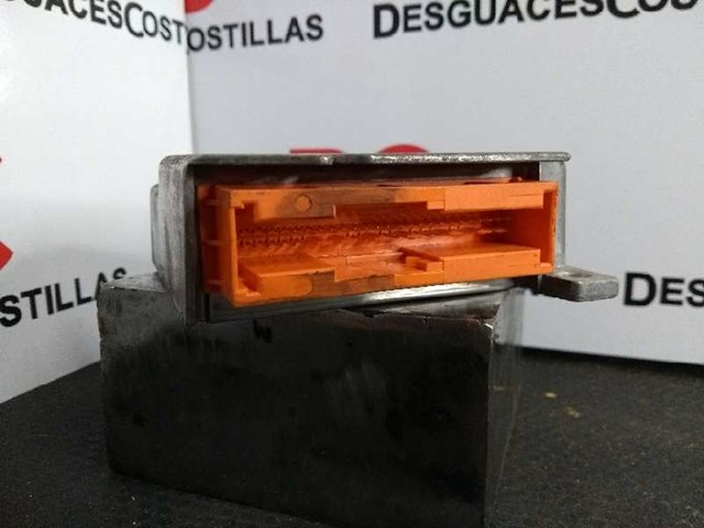 0018202126 Módulo de control de airbag  en stock Sabadell