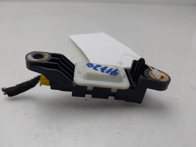 0018209126 MERCEDES Sensor de airbag delantero comprar Alcalá