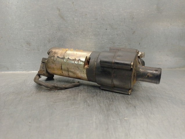 Bomba de agua eléctrica auxiliar 0018351164 MERCEDES