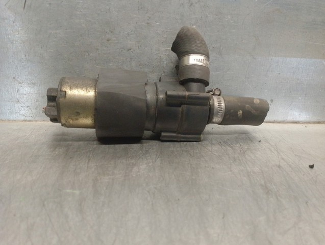 Bomba de agua eléctrica auxiliar 0018353564 MERCEDES