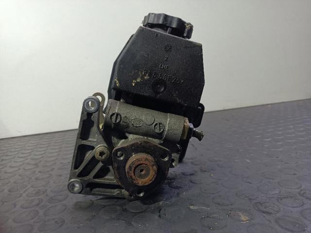 Bomba servodireccion 0024662201 MERCEDES