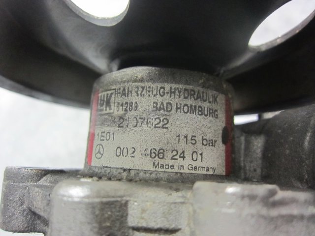 0024662401 Bomba de dirección comprar Girona