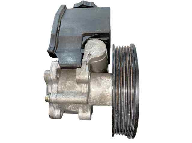 0024662901 MERCEDES Bomba de dirección  en stock Huelva