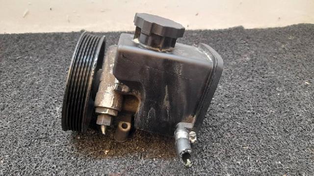 0024667101 Bomba de dirección asistida  comprar en Reus
