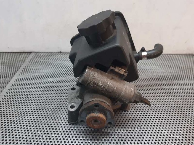 0024667101 MERCEDES Bomba de dirección asistida  comprar en Oviedo