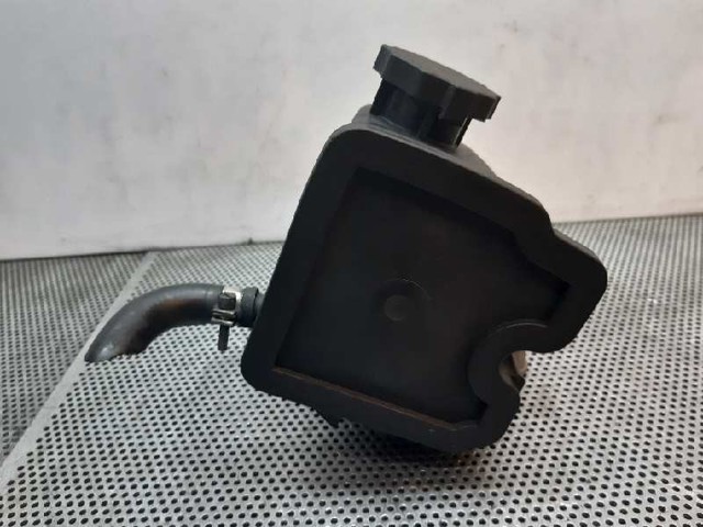 0024667101 MERCEDES Bomba de dirección asistida  disponible Ourense