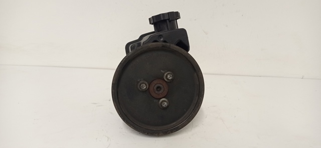 0024667301 Bomba de dirección  en stock Sabadell