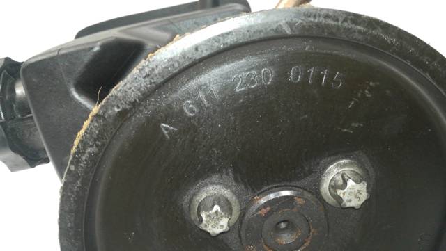 MERCEDES 0024667301 Bomba de dirección asistida  comprar en Murcia