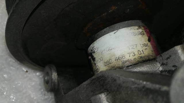 0024667301 MERCEDES Bomba de dirección  en stock Gandía