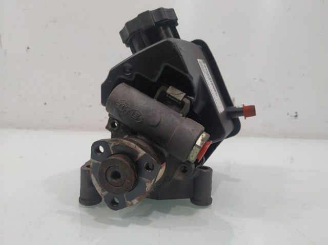 MERCEDES 0024667301 Bomba de dirección  en stock Salamanca