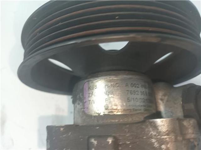 0024668801 MERCEDES Bomba de dirección  en stock Gandía