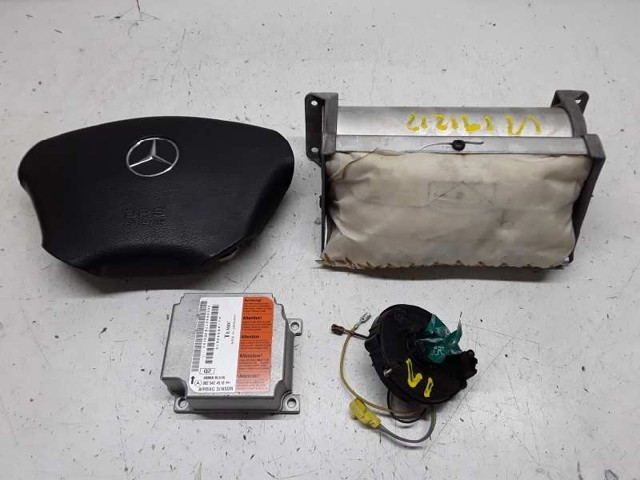 0025424918 Mercedes