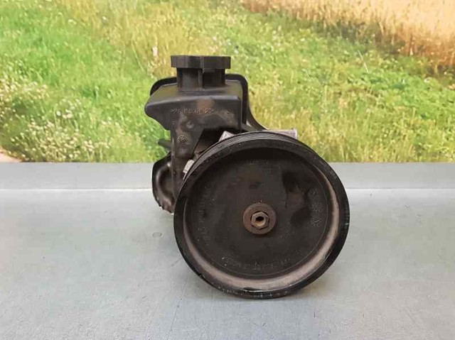 MERCEDES 0034664001 Bomba de dirección  en stock Salamanca