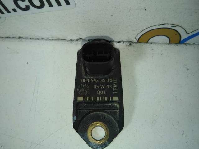 MERCEDES 0045423518 Sensor de aceleración vertical  en stock Salamanca