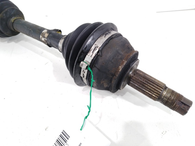 Árbol de transmisión delantero derecho Alfa Romeo 147 937