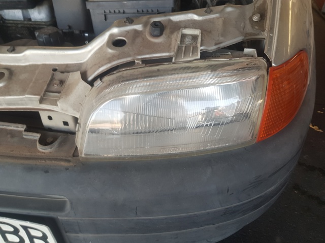 Faro izquierdo Fiat Punto 1 176